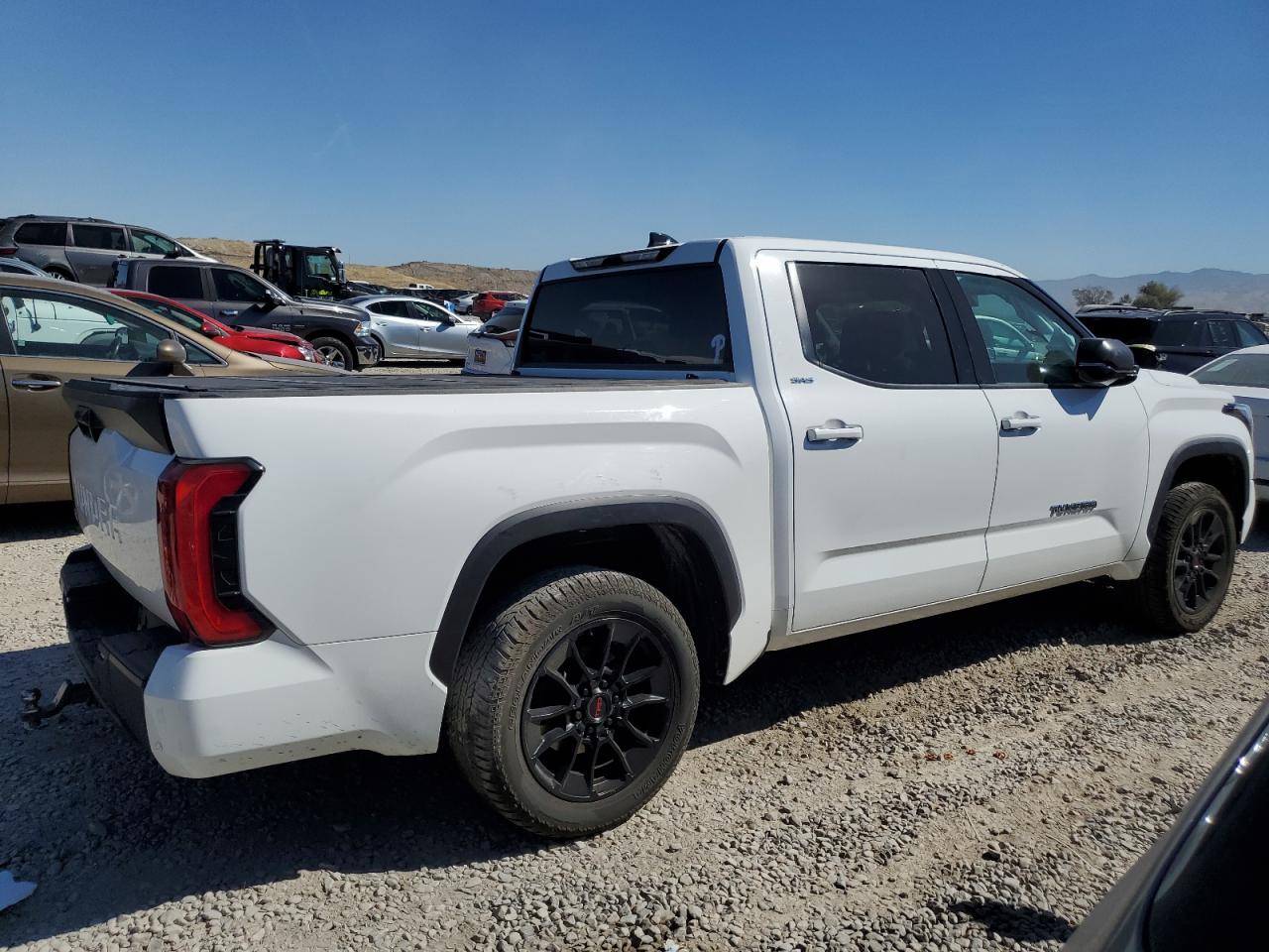 2022 Toyota Tundra Crewmax Sr white null gas 5TFLA5DB9NX047187 photo #4