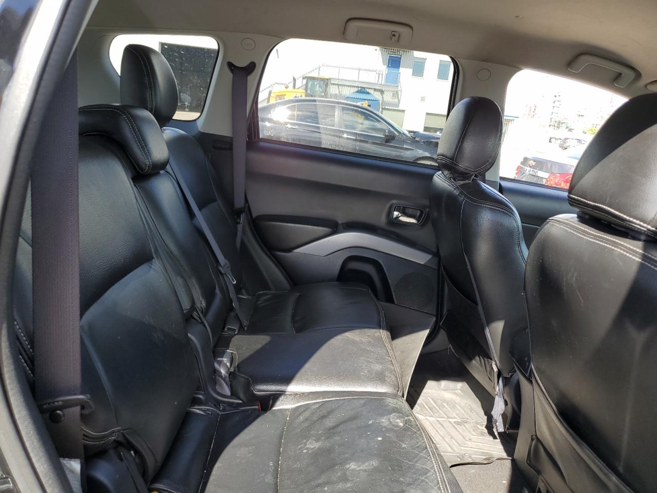 2011 Mitsubishi Outlander Es VIN: JA4AS2AW5BU611239 Lot: 70208375