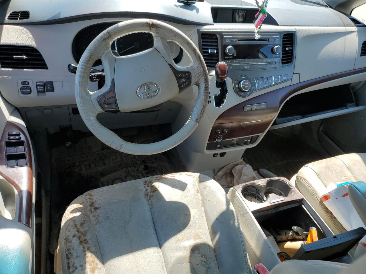 2012 Toyota Sienna Xle VIN: 5TDDK3DC6CS042174 Lot: 67388745