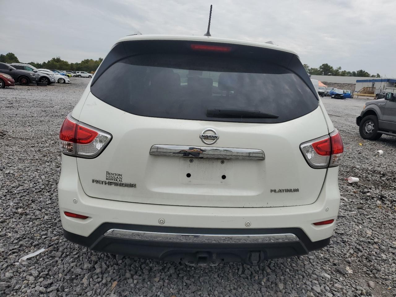 2015 Nissan Pathfinder S VIN: 5N1AR2MNXFC687874 Lot: 70423175