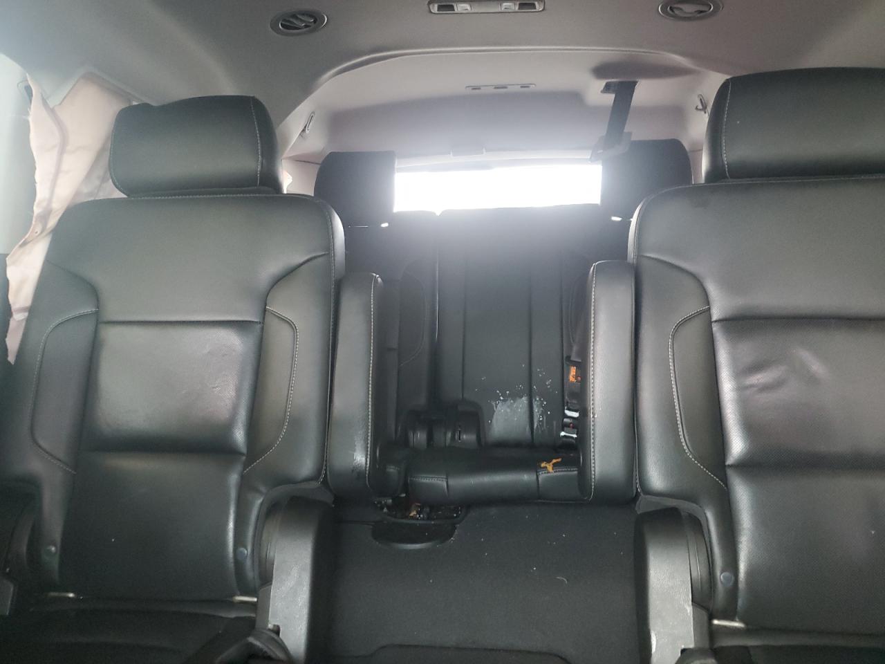 2019 Chevrolet Suburban K1500 Premier VIN: 1GNSKJKCXKR354016 Lot: 68619025