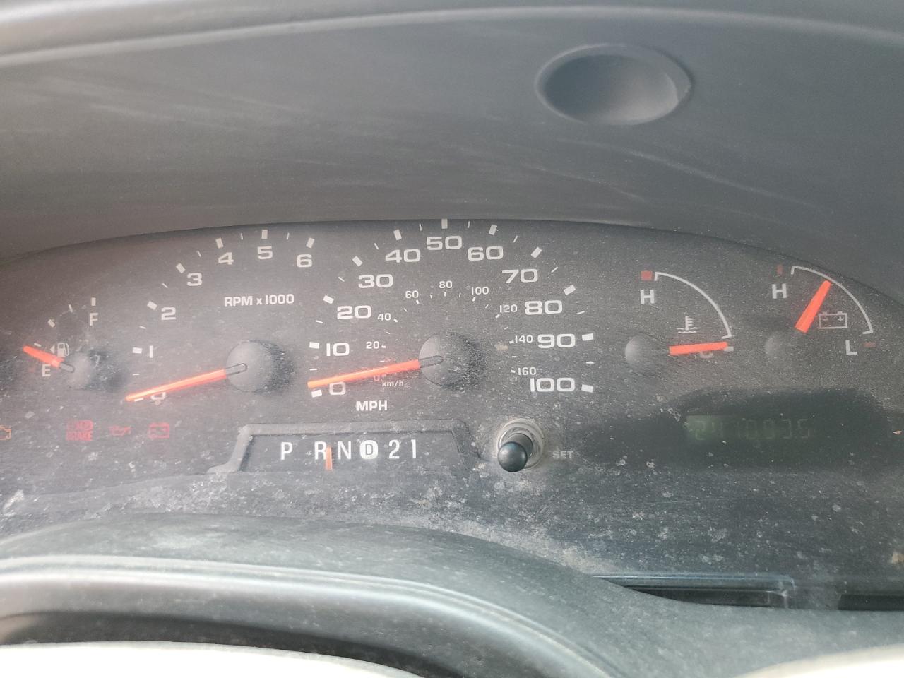 1FTNE24W48DA53676 2008 Ford Econoline E250 Van