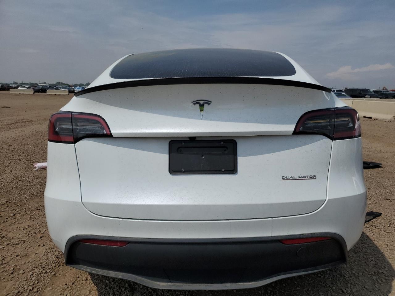 2024 Tesla Model Y VIN: 7SAYGDEFXRA284691 Lot: 70463815