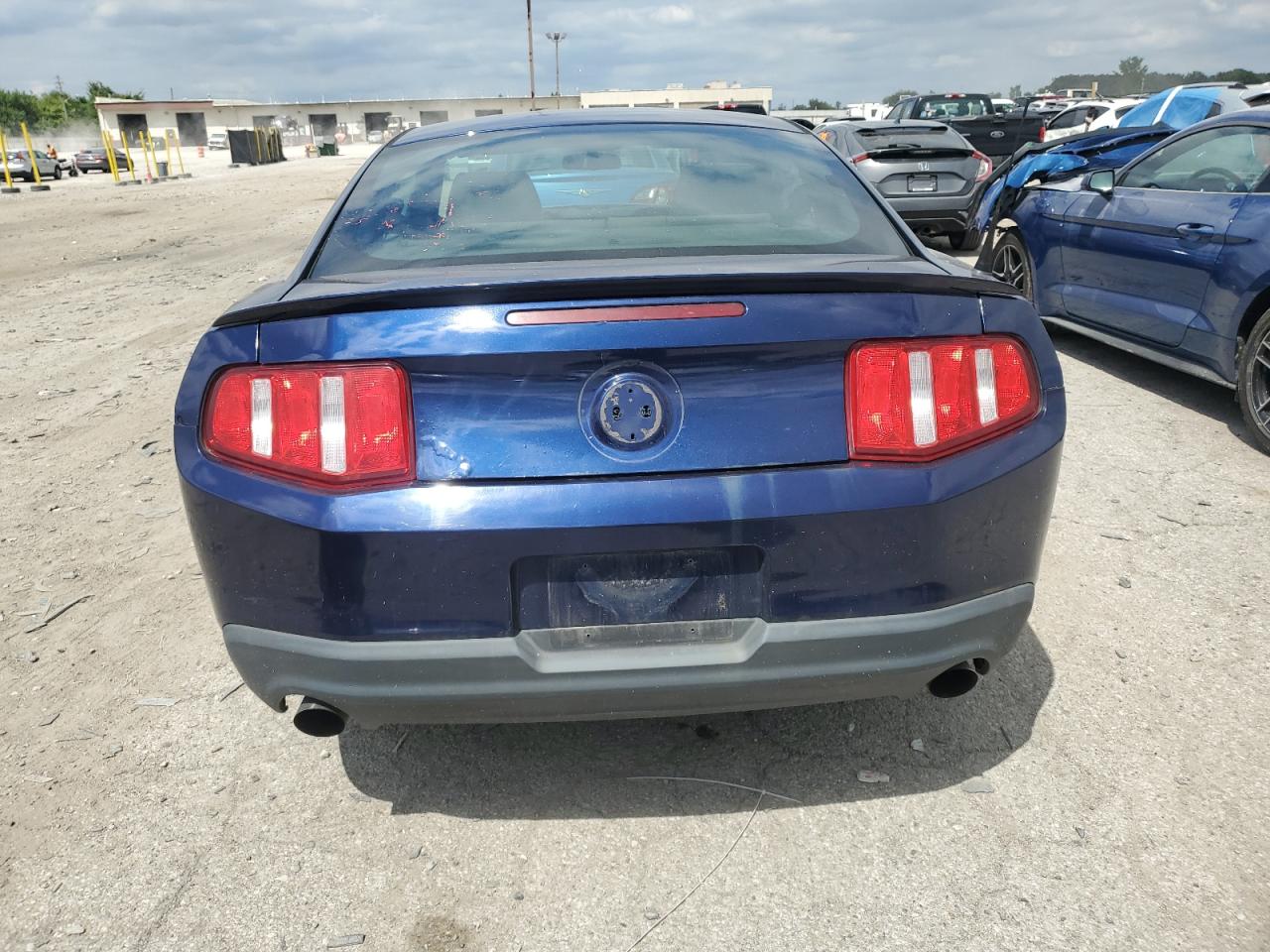 2011 Ford Mustang VIN: 1ZVBP8AMXB5138667 Lot: 68826435