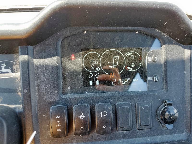 2024 JOHN DEERE XUV825M  