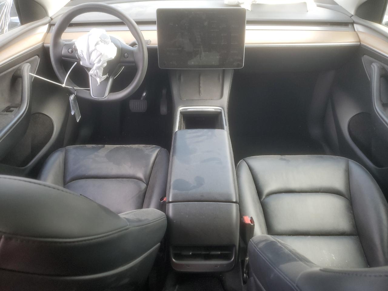 2023 Tesla Model Y VIN: 7SAYGDEE2PF639103 Lot: 70323345
