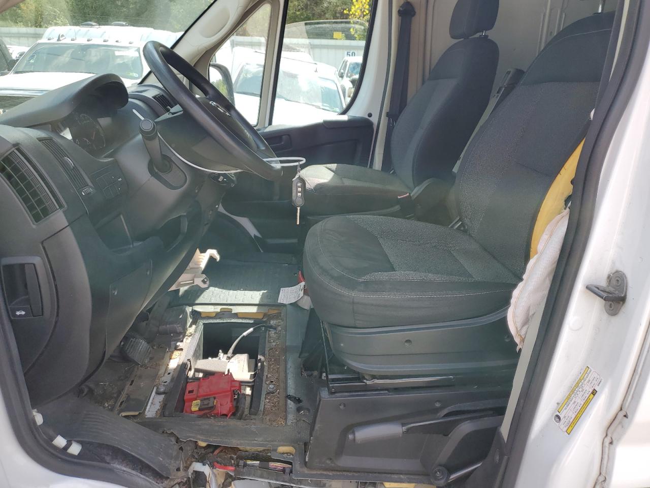 2019 Ram Promaster 2500 2500 High VIN: 3C6TRVDG4KE563271 Lot: 70835195