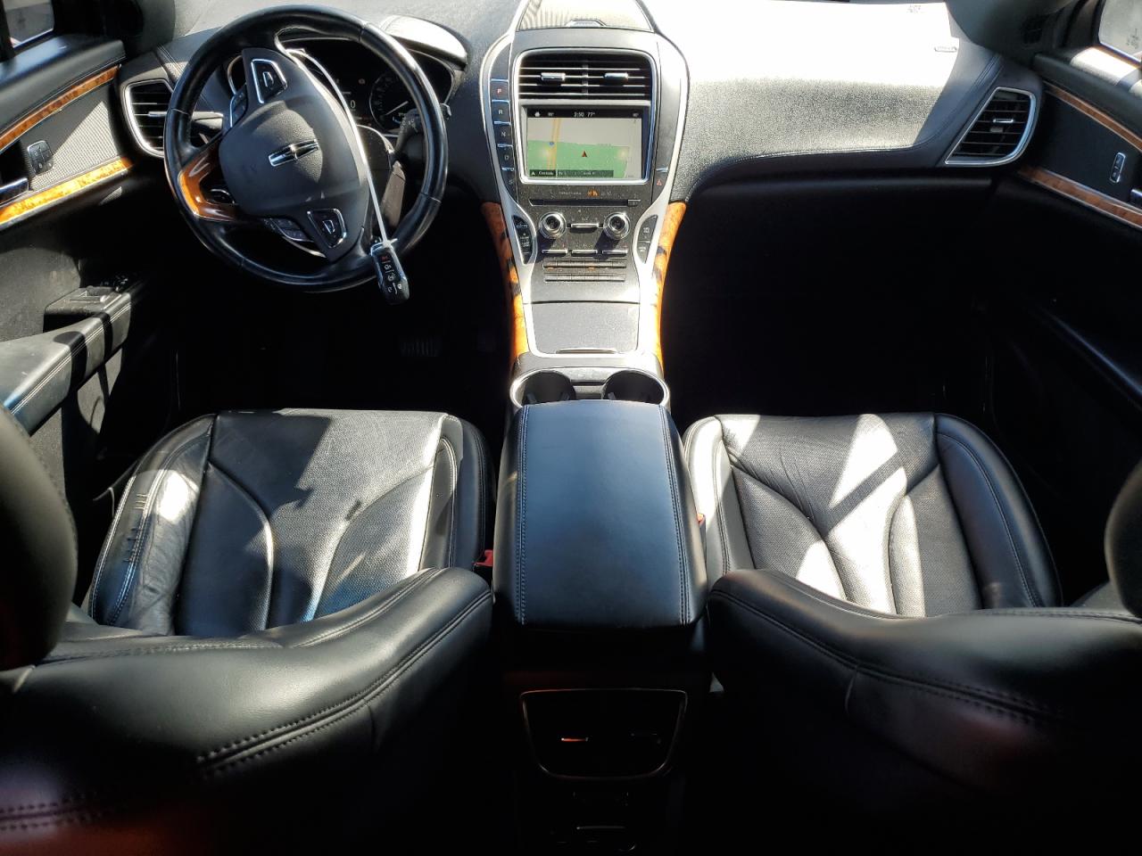 2017 Lincoln Mkx Reserve VIN: 2LMPJ8LR8HBL53262 Lot: 69739695