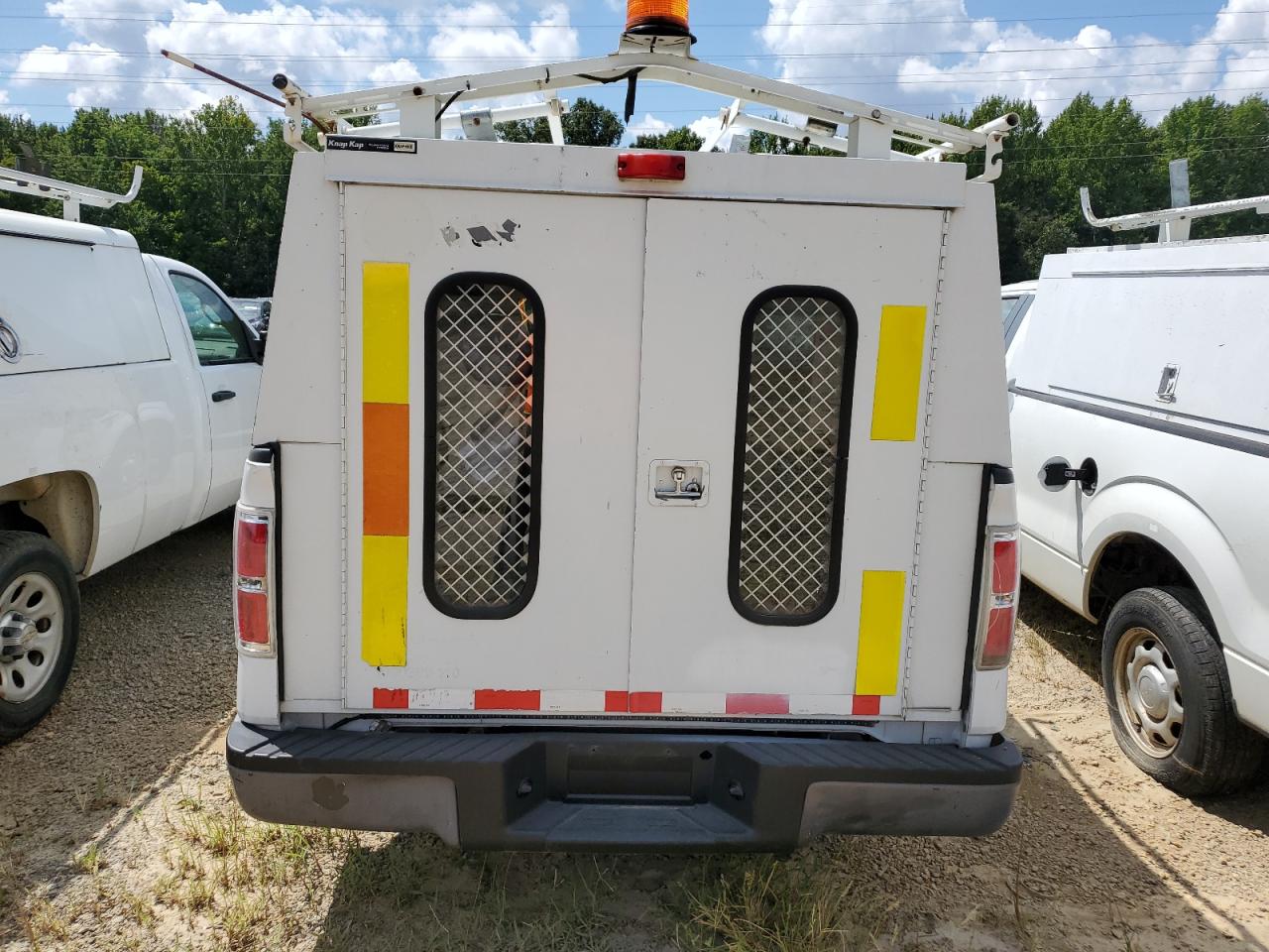 2010 Ford F150 VIN: 1FTMF1CW0AKC08682 Lot: 56354455