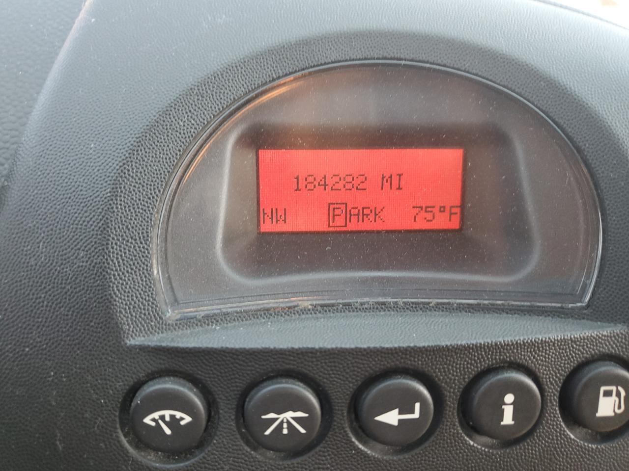 2006 Pontiac Grand Prix VIN: 2G2WP552561123887 Lot: 67437105