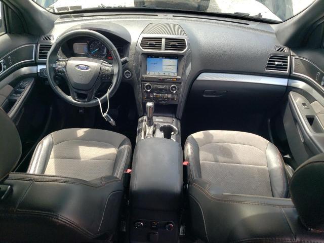 Parquets FORD EXPLORER 2017 Czarny