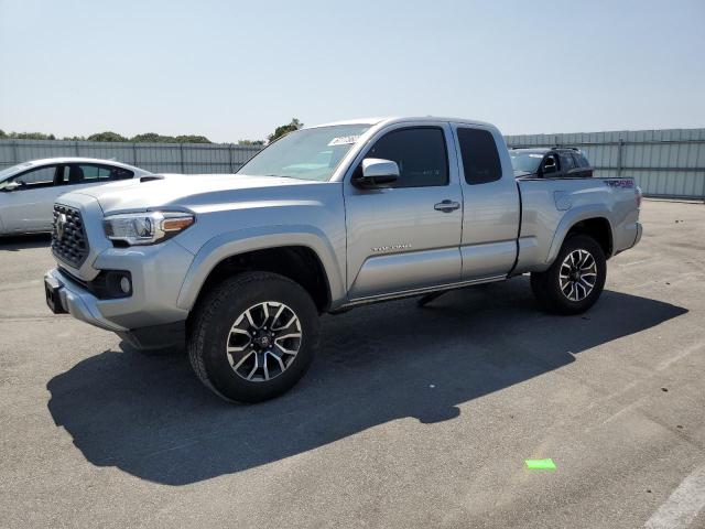  TOYOTA TACOMA 2022 Серебристый