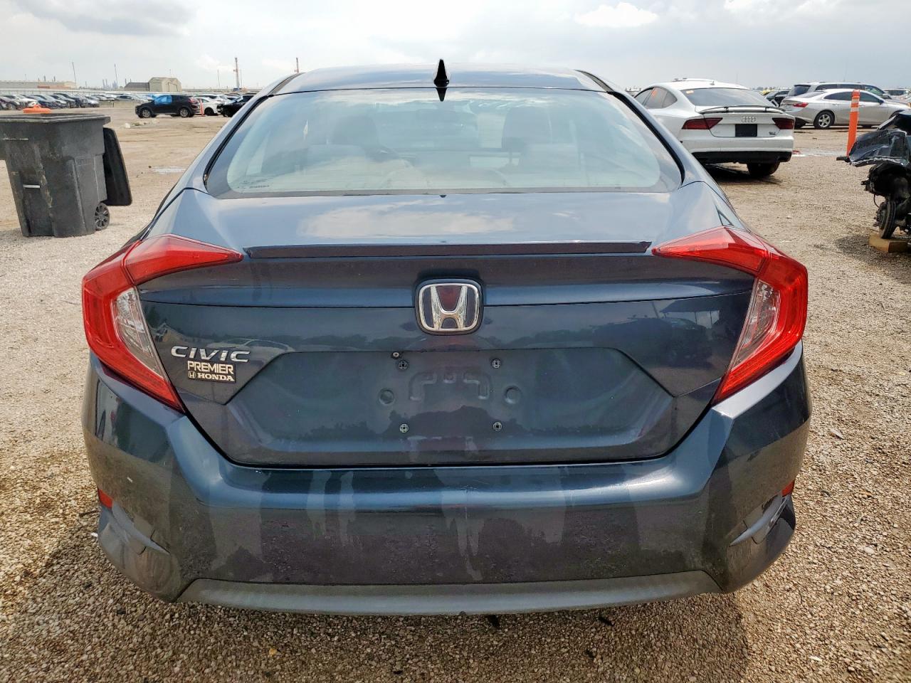 2017 Honda Civic Ex VIN: 19XFC1F44HE011782 Lot: 68923765