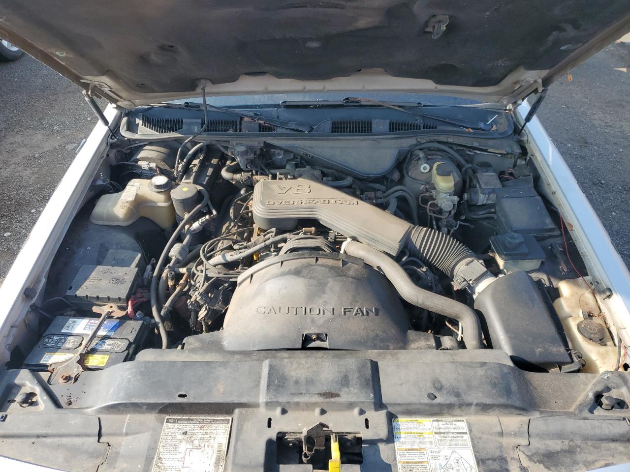 1995 Lincoln Town Car Signature VIN: 1LNLM82WXSY766237 Lot: 68703135