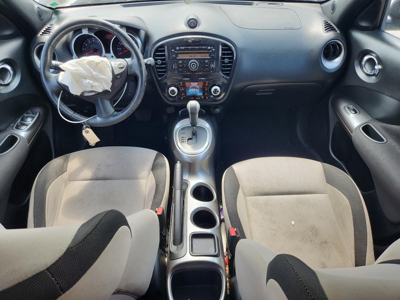 2012 Nissan Juke S VIN: JN8AF5MR5CT116049 Lot: 70692275