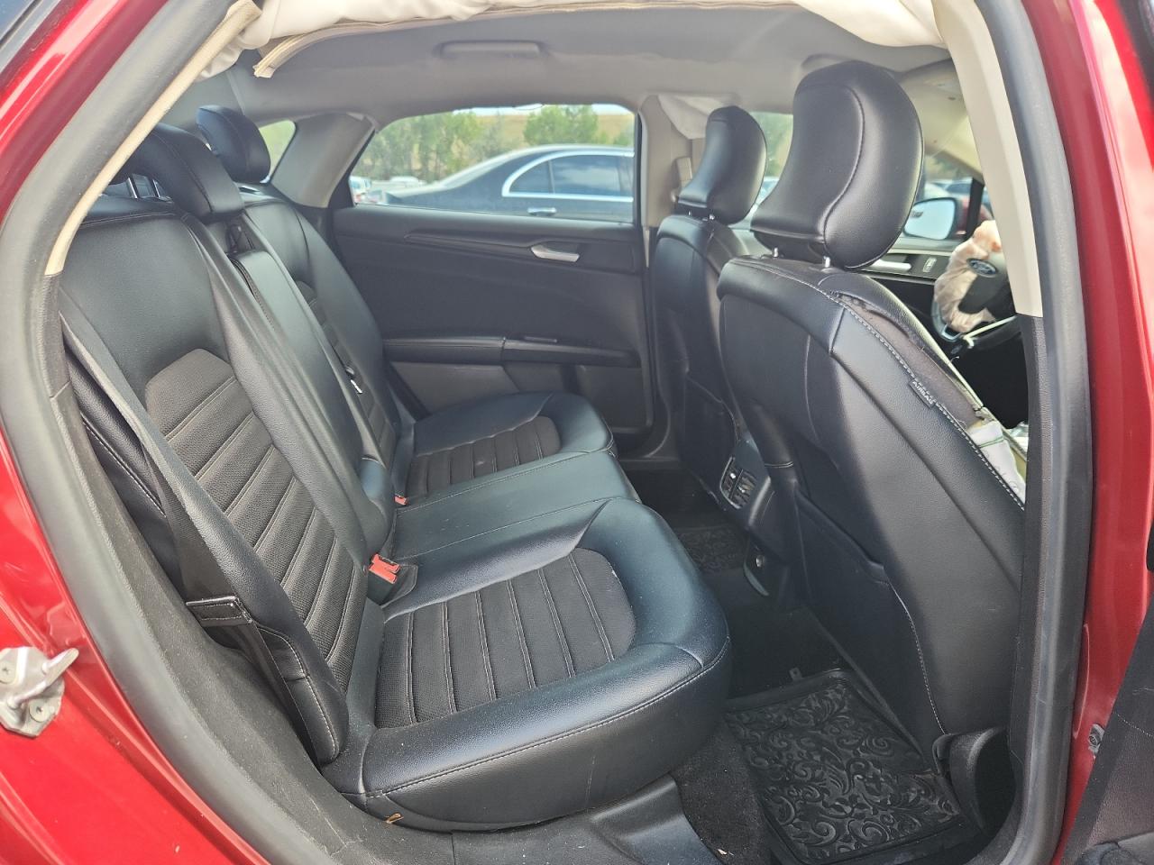 2018 Ford Fusion Se VIN: 3FA6P0T9XJR273020 Lot: 70458645