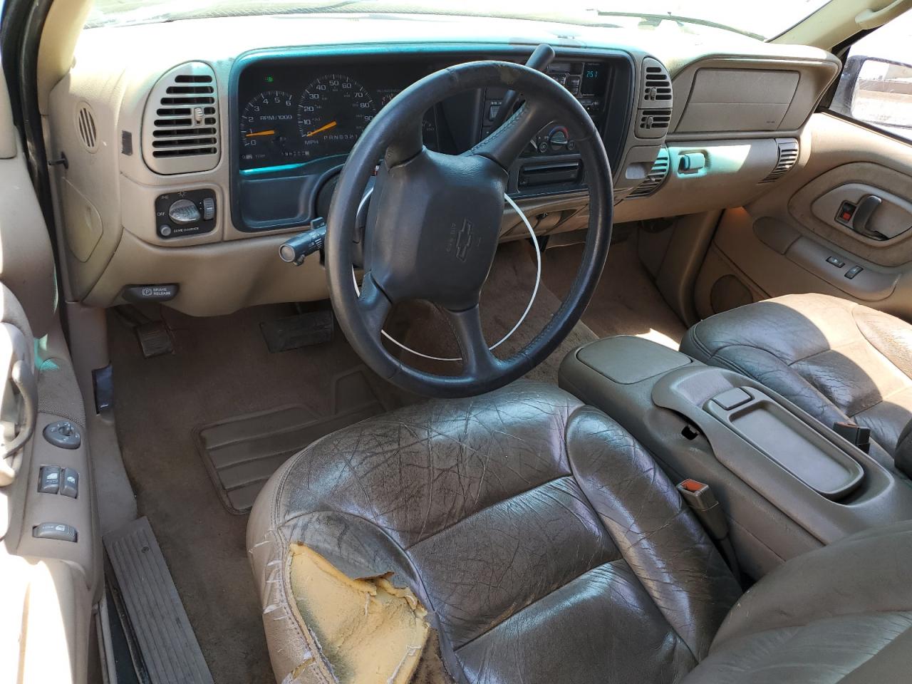 1998 Chevrolet Gmt-400 K1500 VIN: 2GCEK19R0W1158312 Lot: 68561985