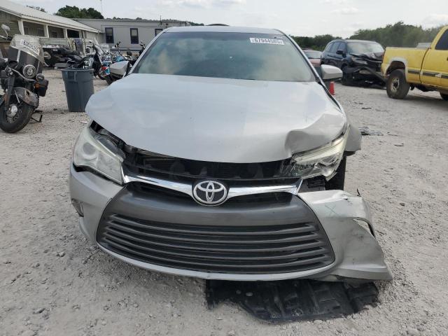 Седаны TOYOTA CAMRY 2017 Серебристый