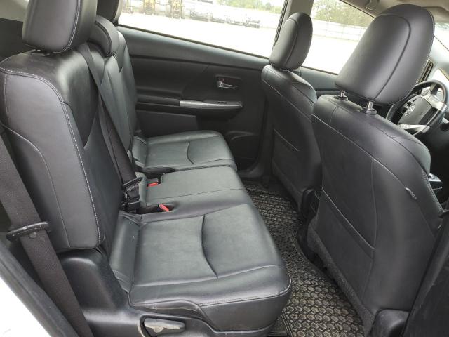 2016 TOYOTA PRIUS V   