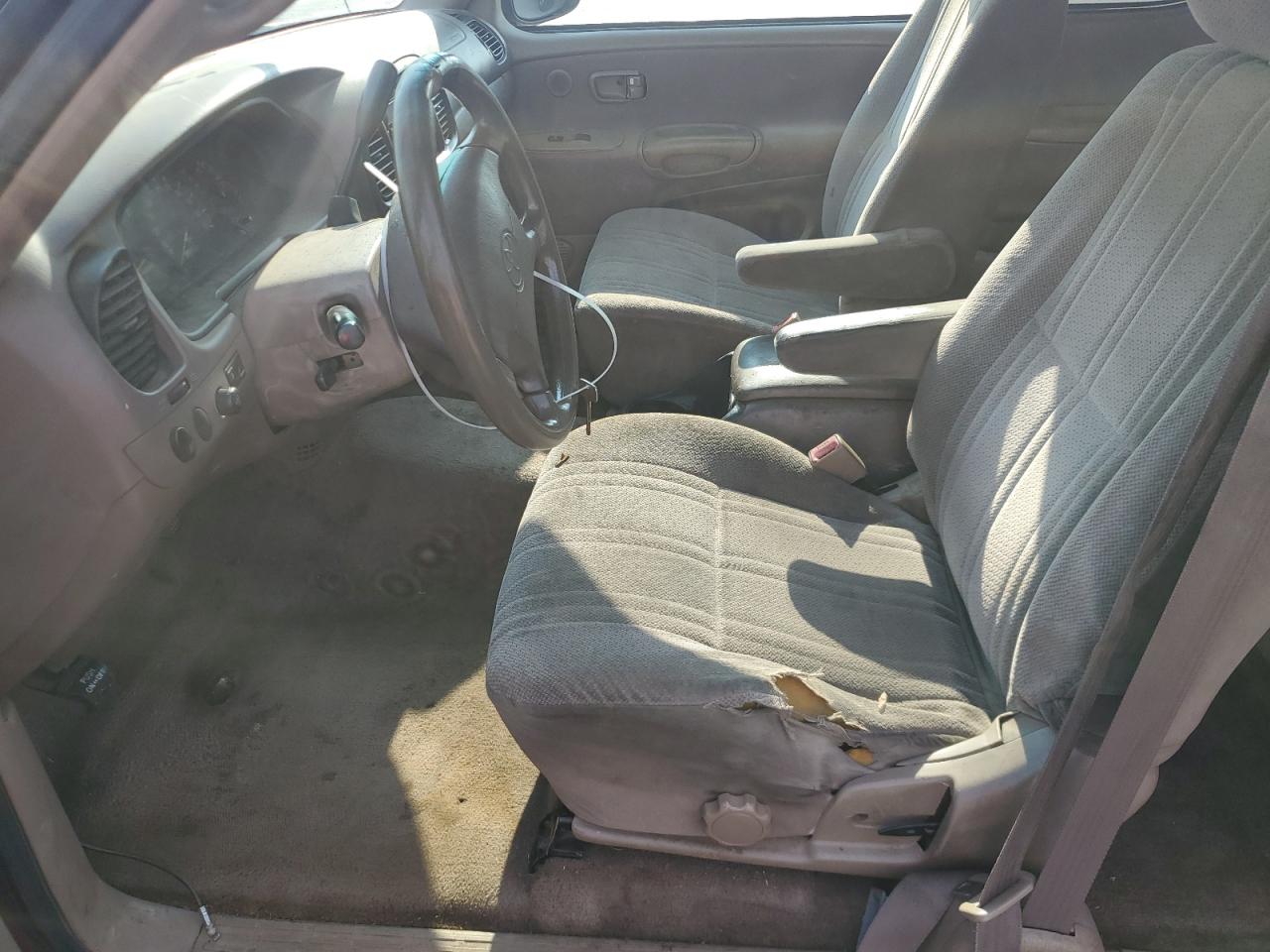 2000 Toyota Tundra Access Cab VIN: 5TBBT4415YS006033 Lot: 69563425