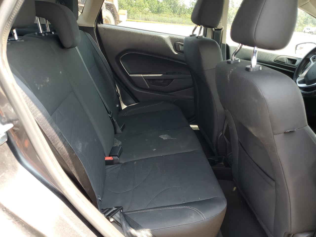 3FADP4EJ2KM130874 2019 Ford Fiesta Se