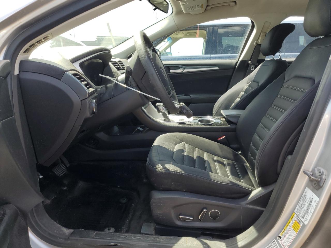 2013 Ford Fusion Se VIN: 3FA6P0H73DR188032 Lot: 70400015