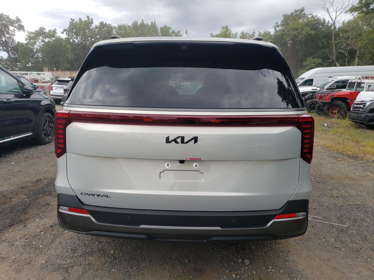 2025 Kia Carnival Sx VIN: KNDNE5K39S6528583 Lot: 71013405