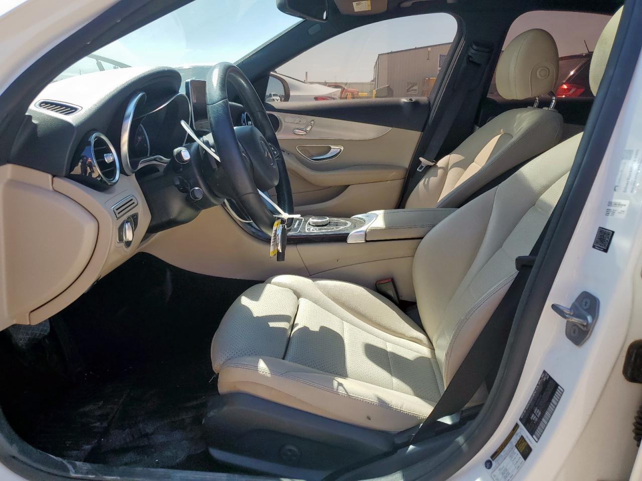 2018 Mercedes-Benz C 300 VIN: 55SWF4JBXJU234700 Lot: 70210275