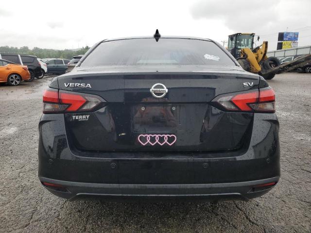  NISSAN VERSA 2021 Czarny
