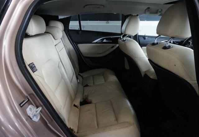  INFINITI QX30 2017 Розовый