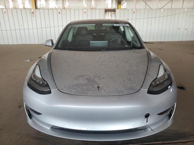  TESLA MODEL 3 2018 Srebrny