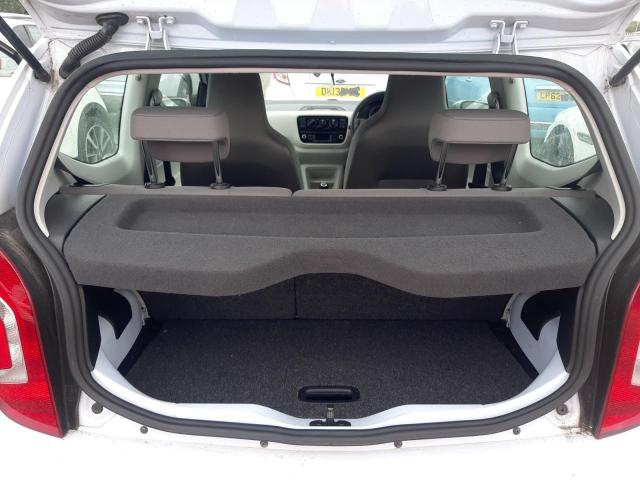 2013 VOLKSWAGEN MOVE UP