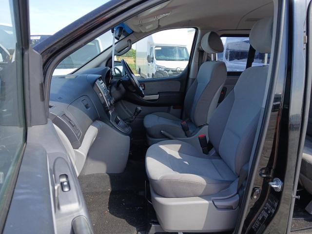 2010 HYUNDAI I800 STYLE