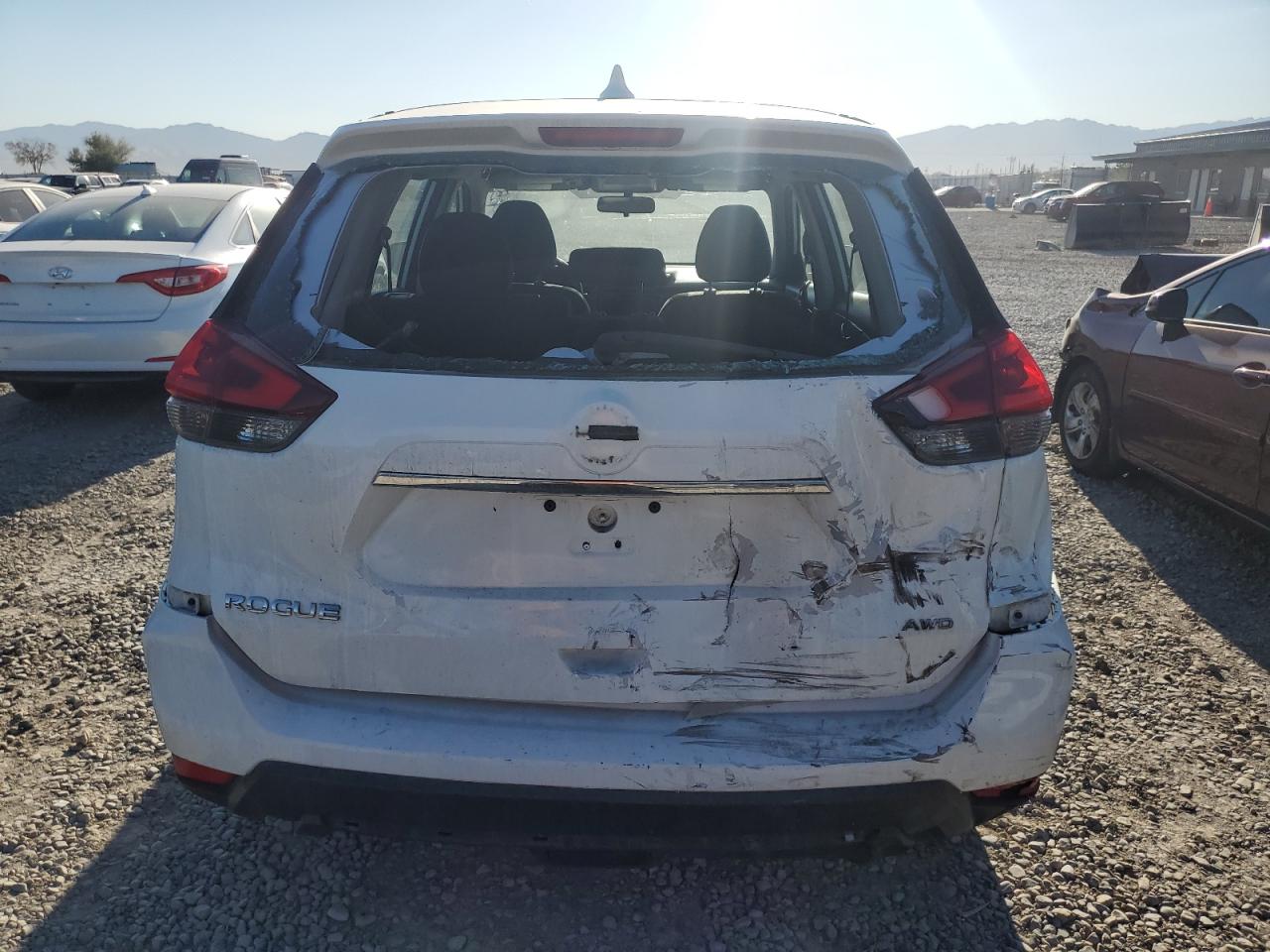 2018 Nissan Rogue S VIN: KNMAT2MV5JP521009 Lot: 69617365