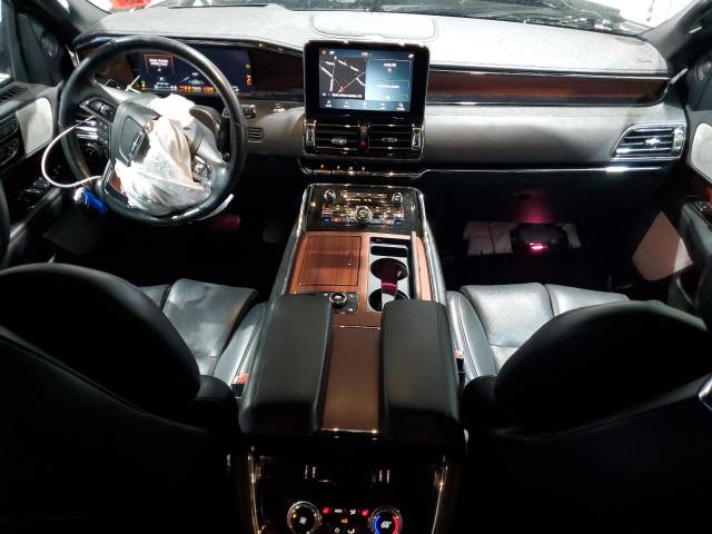  LINCOLN NAVIGATOR 2021 Серебристый