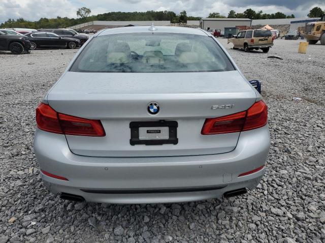  BMW 5 SERIES 2019 Серебристый