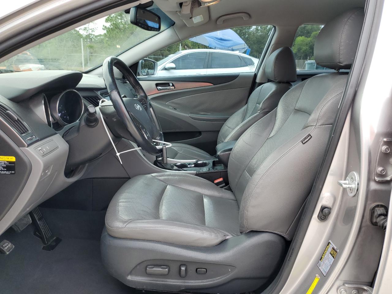 2013 Hyundai Sonata Hybrid VIN: KMHEC4A44DA090173 Lot: 70341075