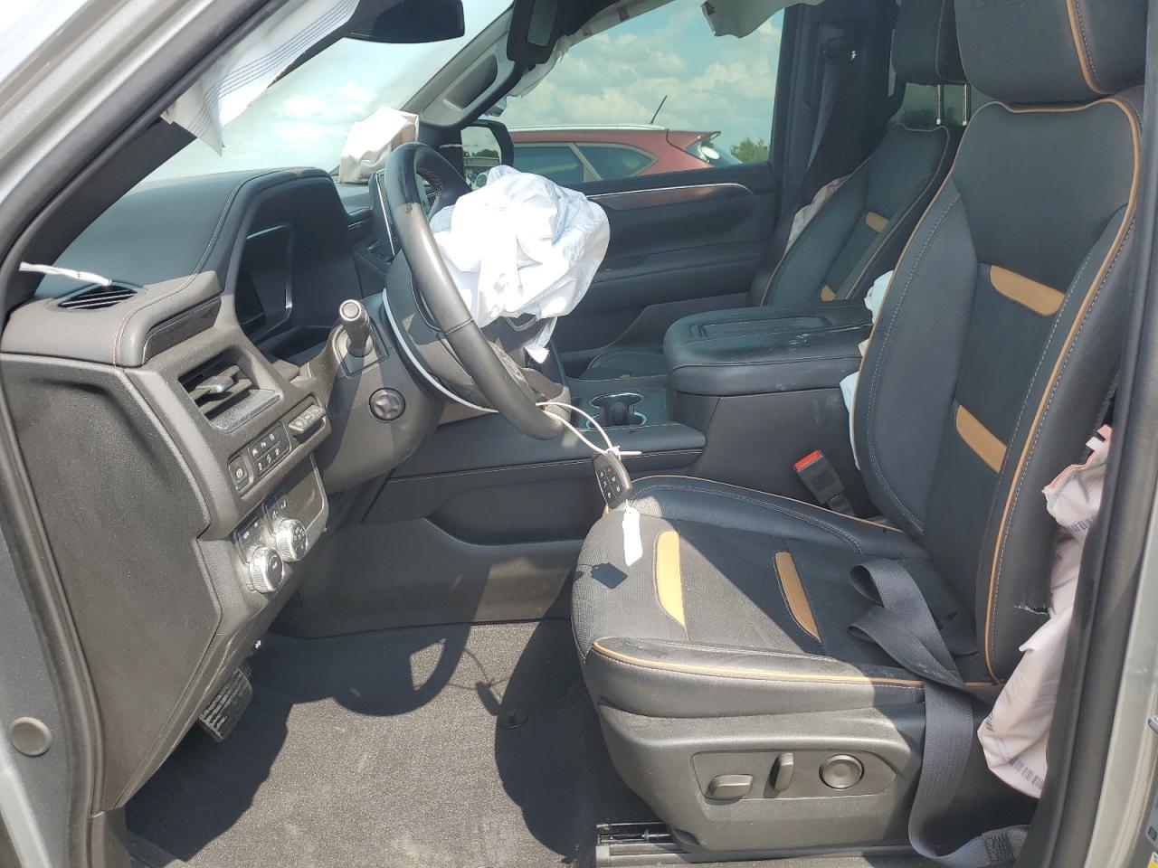 2024 GMC Yukon Xl K1500 At4 VIN: 1GKS2HKD6RR115927 Lot: 68476295