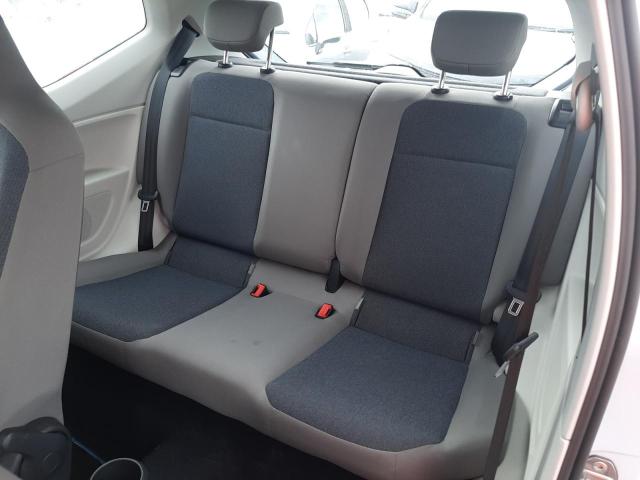 2013 VOLKSWAGEN MOVE UP