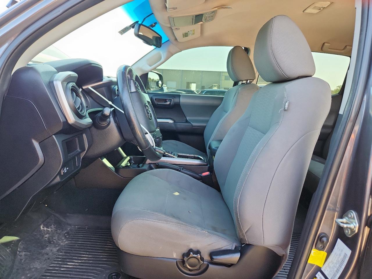 2016 Toyota Tacoma Double Cab VIN: 5TFAZ5CNXGX008221 Lot: 70040605