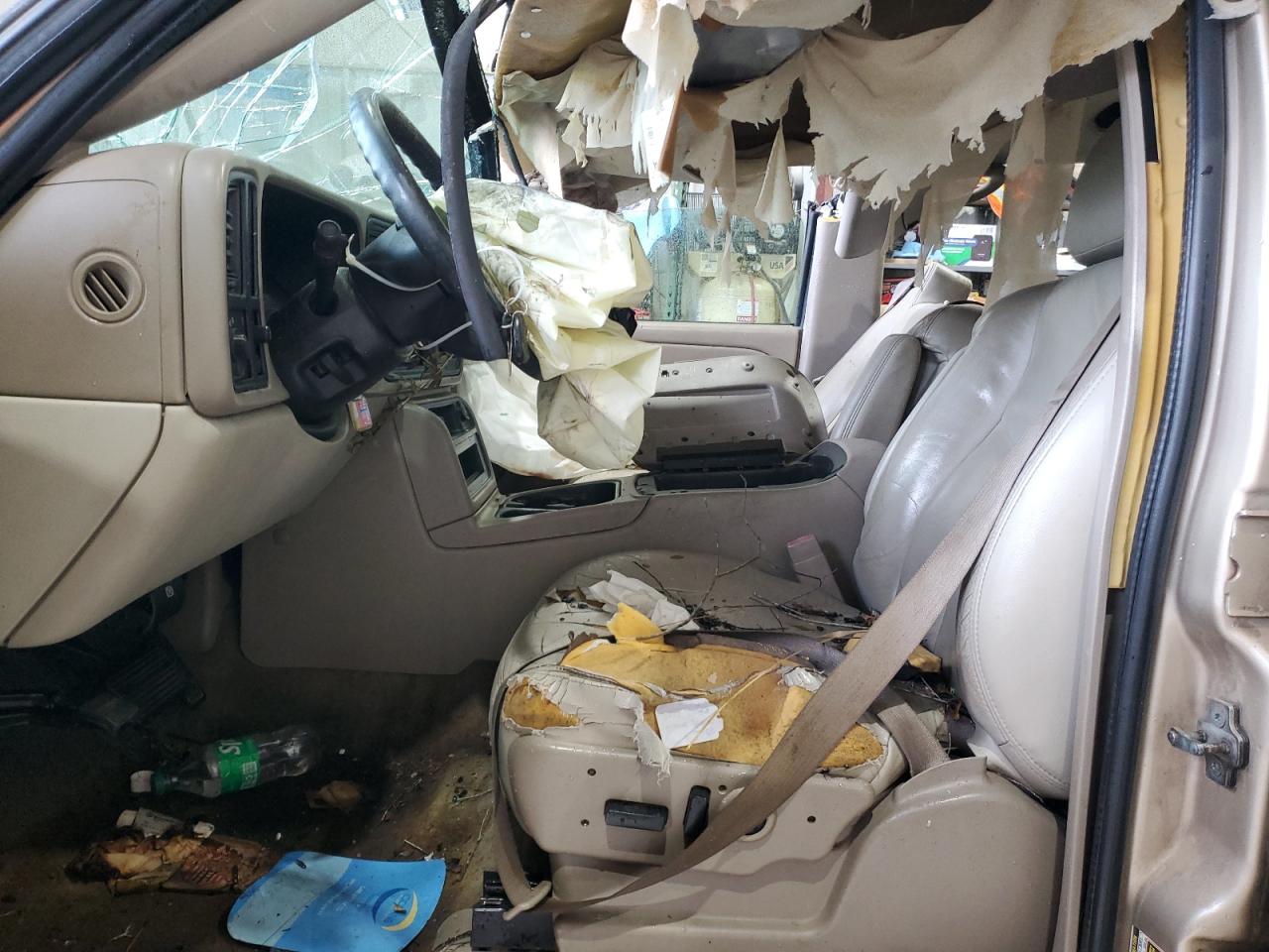 2005 Chevrolet Tahoe C1500 VIN: 1GNEC13T15R118044 Lot: 71052495