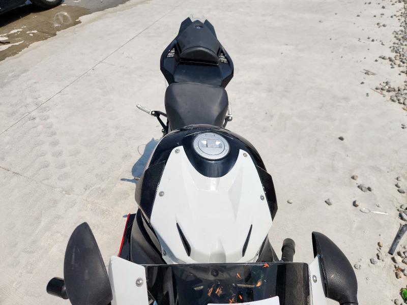  BMW S 2014 Білий