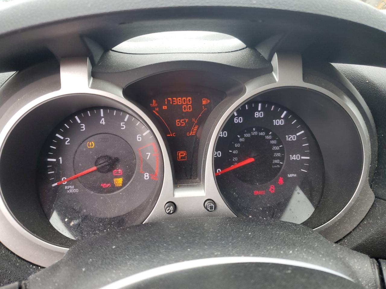 2011 Nissan Juke S VIN: JN8AF5MR2BT011709 Lot: 71118855