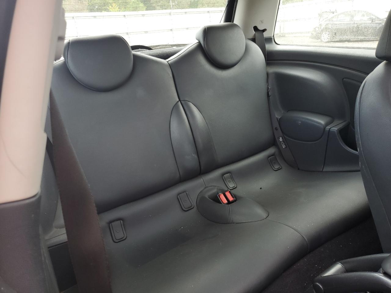 2006 Mini Cooper S VIN: WMWRE33576TL17411 Lot: 70922505