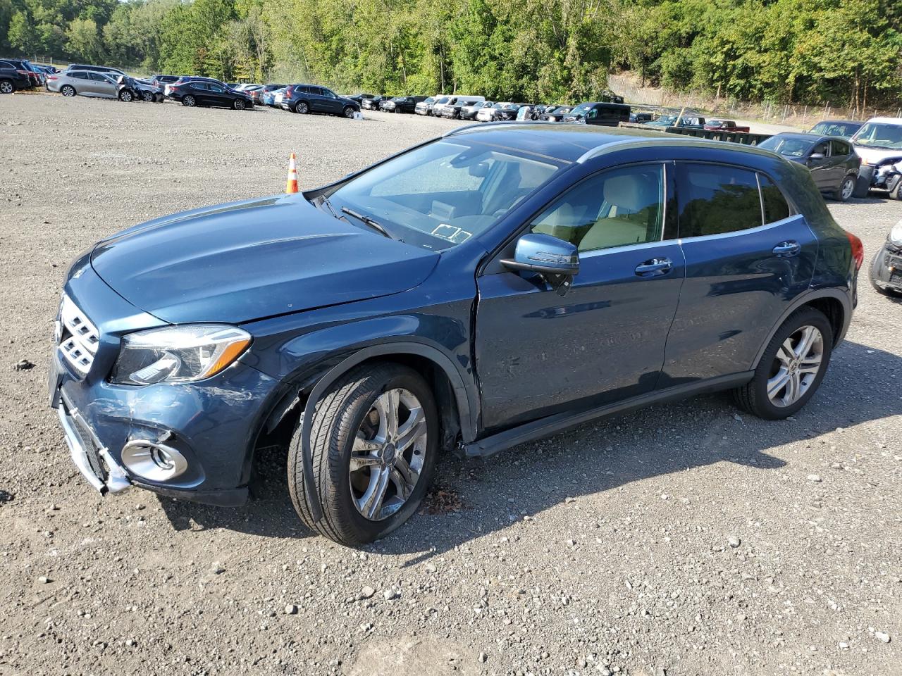 2019 Mercedes-Benz Gla 250 4Matic blue null gas WDCTG4GB7KJ620181 photo #1