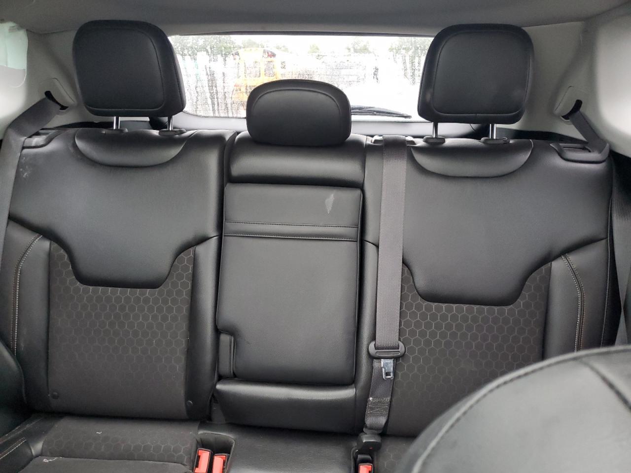 2018 Jeep Compass Latitude VIN: 3C4NJDBB5JT112726 Lot: 69066675