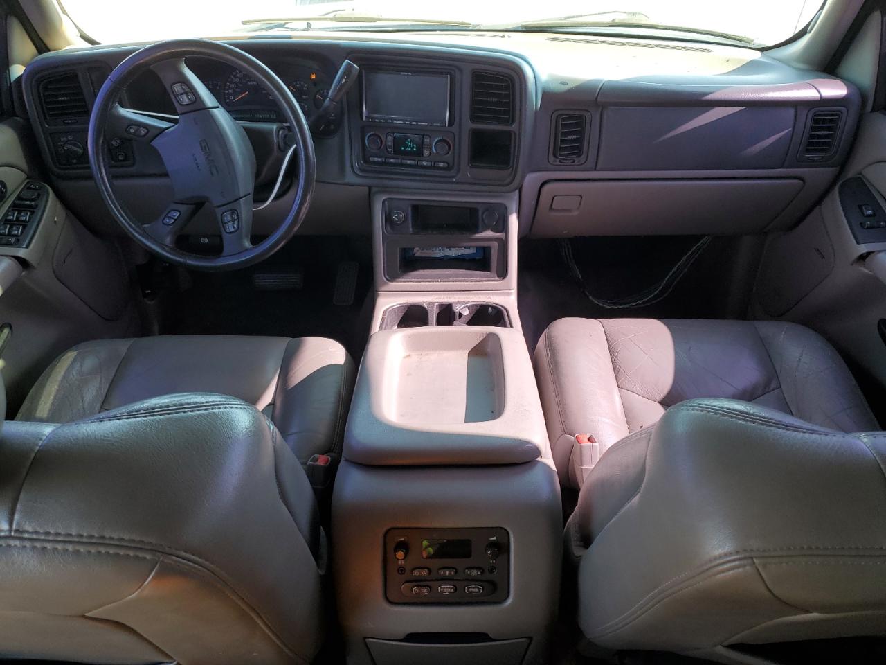 2005 GMC Yukon VIN: 1GKEK13T75R128111 Lot: 67430525