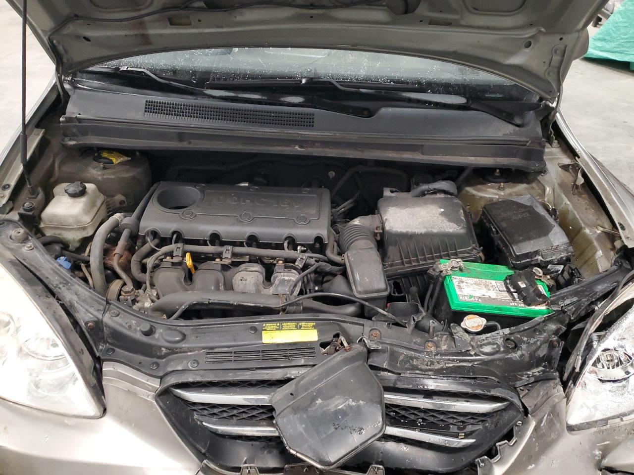 2009 Kia Rondo Base VIN: KNAFG528297285775 Lot: 68818525