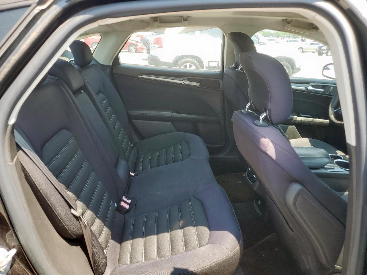 2014 Ford Fusion Se VIN: 3FA6P0H70ER130672 Lot: 67996605