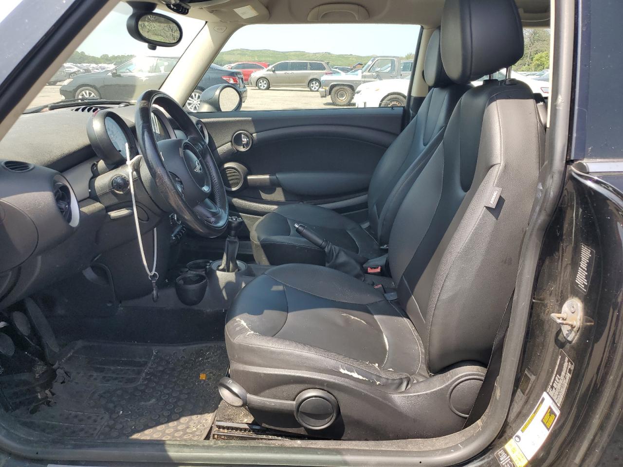 2013 Mini Cooper VIN: WMWSU3C55DT372697 Lot: 66848655